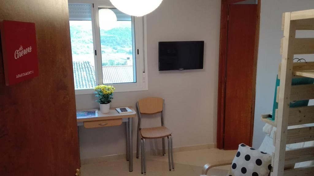 Apartaments Els Temporers Corbera Екстериор снимка