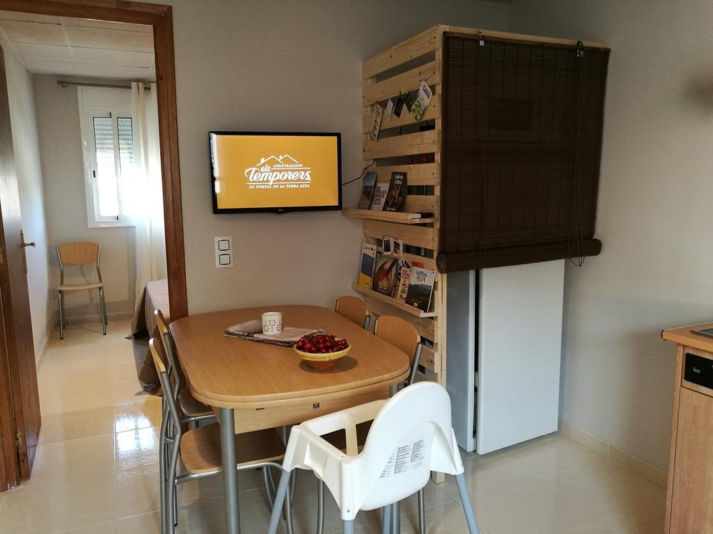 Apartaments Els Temporers Corbera Екстериор снимка